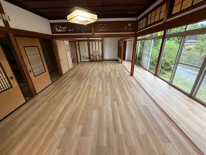 工事後の和室(畳→床)
