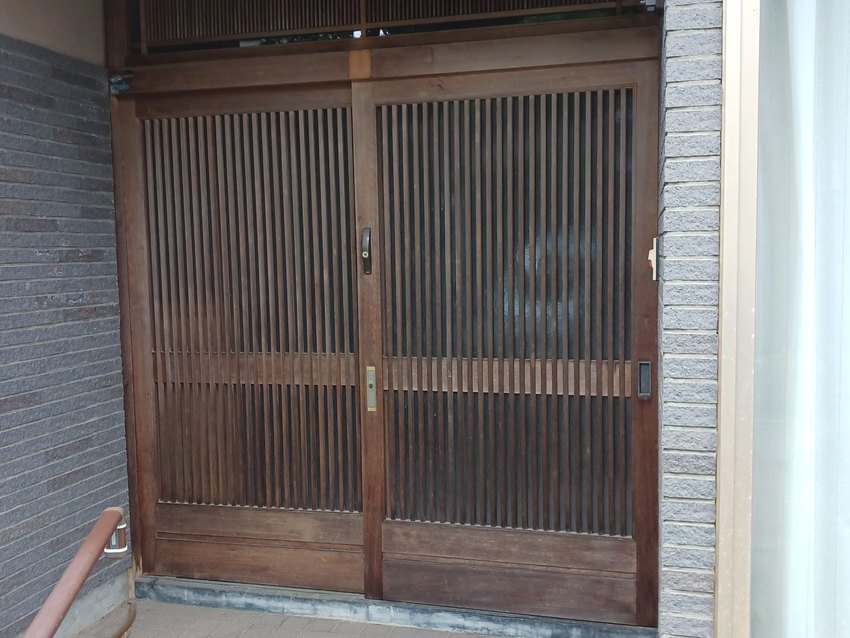 工事前の玄関